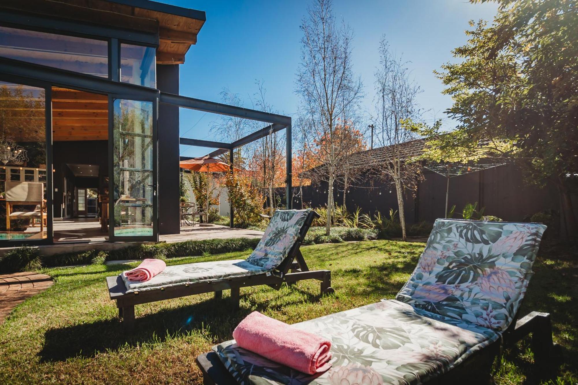 Acorn Guest House George Esterno foto